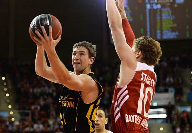 在此前的案 在此前的案